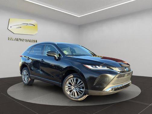 2022 Toyota Venza XLE