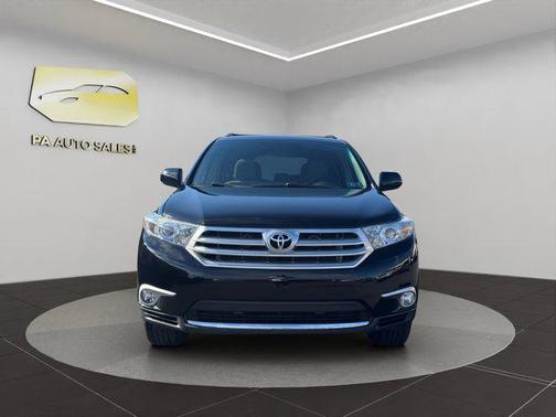 2012 Toyota Highlander SE