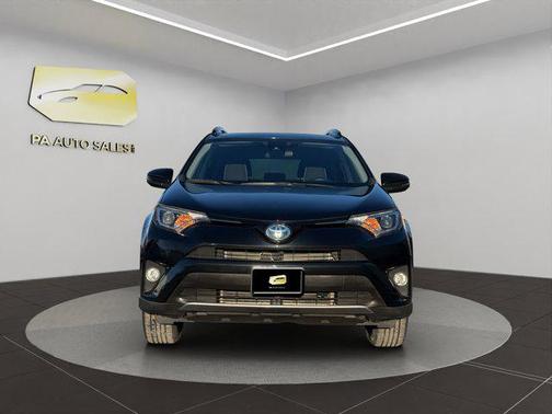 2018 Toyota RAV4 Hybrid XLE
