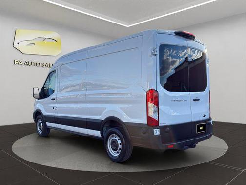 2025 Ford Transit-250 Base