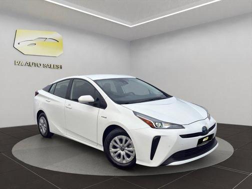 2022 Toyota Prius L