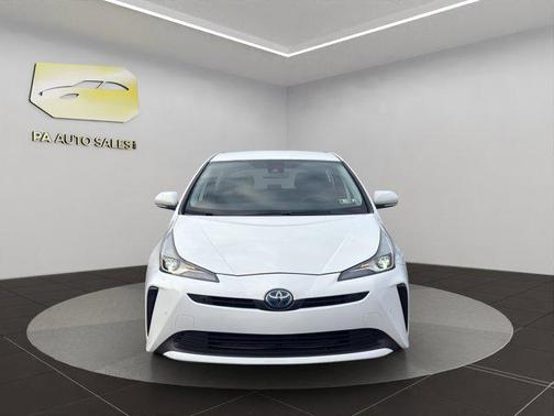 2022 Toyota Prius L