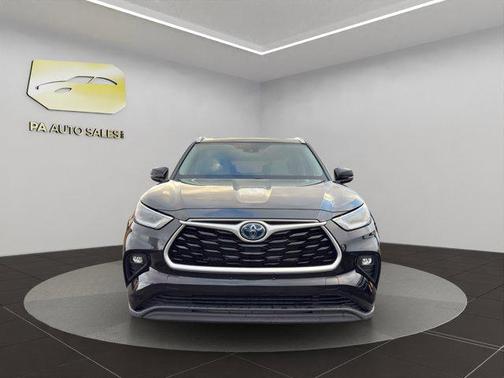 2021 Toyota Highlander Hybrid XLE