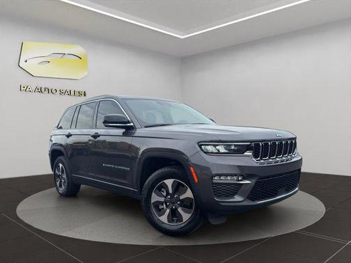 2022 Jeep Grand Cherokee 4xe Base
