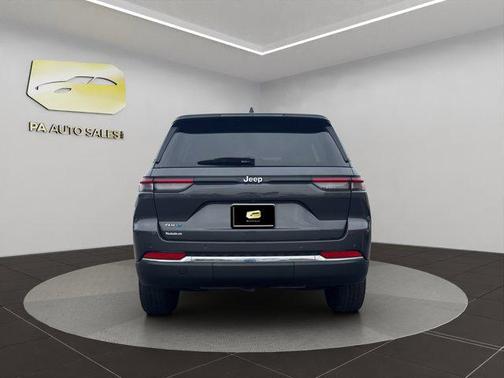 2022 Jeep Grand Cherokee 4xe Base