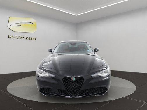 2021 Alfa Romeo Giulia Base