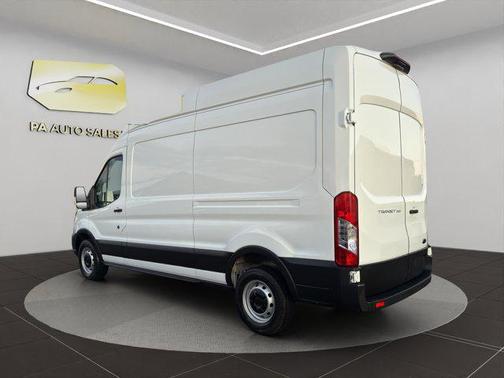 2021 Ford Transit-250 Base