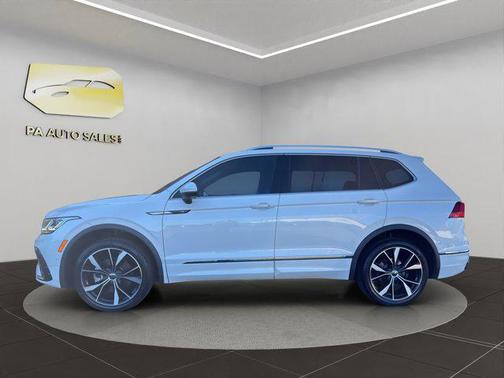 2022 Volkswagen Tiguan 2.0T SEL R-Line 4MOTION