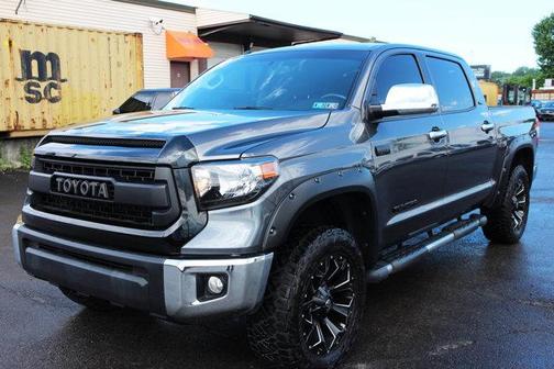 2015 Toyota Tundra SR5