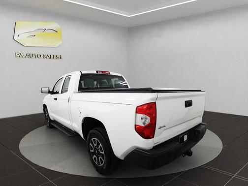 2017 Toyota Tundra SR5