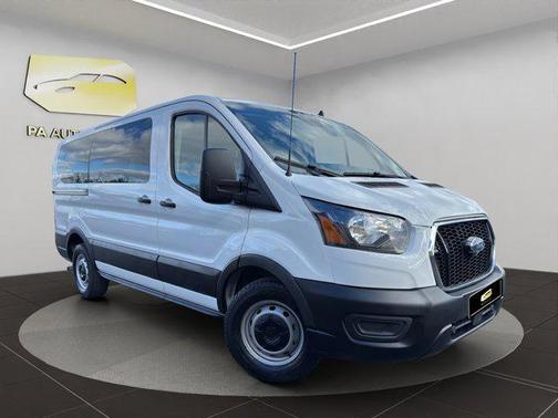 2022 Ford Transit-150 XL