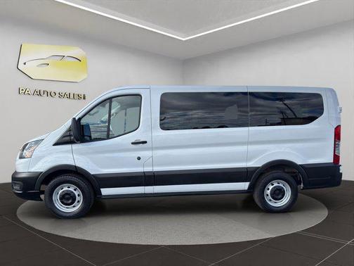 2022 Ford Transit-150 XL