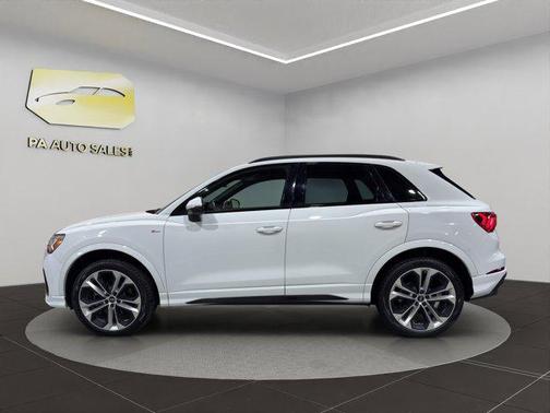 2022 Audi Q3 45 S line Premium Plus