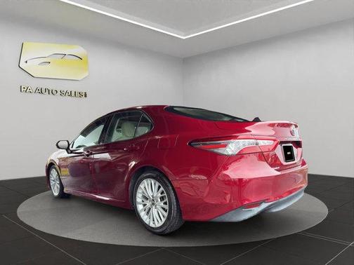 2018 Toyota Camry XLE