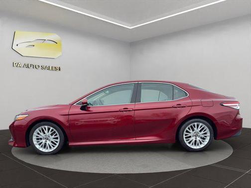 2018 Toyota Camry XLE