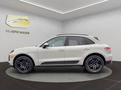 2021 Porsche Macan AWD