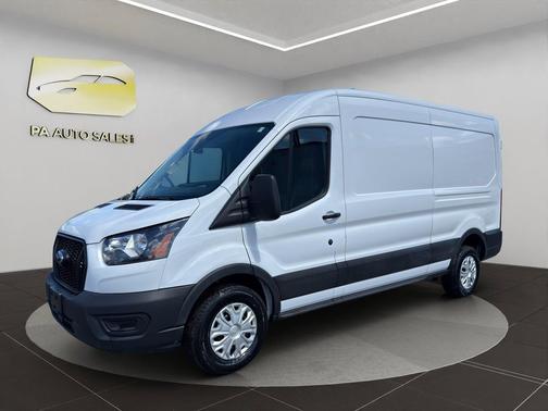 Oxford White 2025 Ford Transit-250 Base