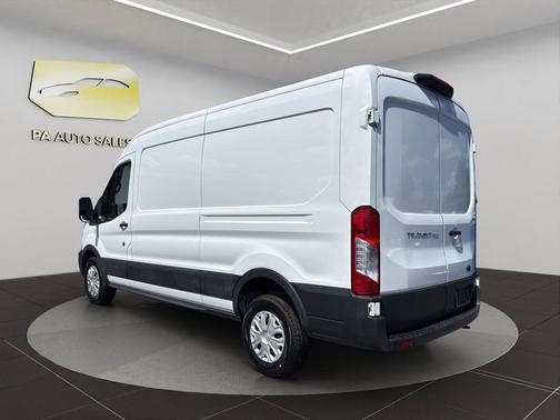 Oxford White 2025 Ford Transit-250 Base