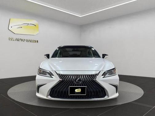 2019 Lexus ES 350 Luxury
