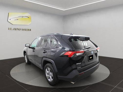 2023 Toyota RAV4 Hybrid XLE