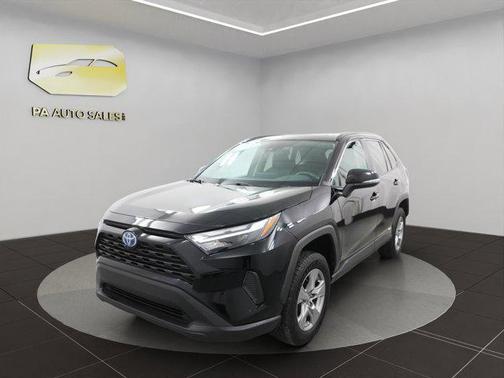 2023 Toyota RAV4 Hybrid XLE