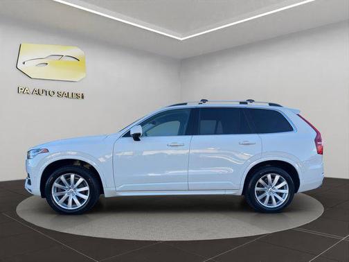 2018 Volvo XC90 T5 Momentum