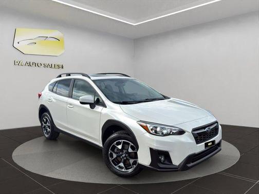 Crystal White Pearl 2019 Subaru Crosstrek 2.0i Premium