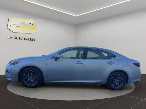 2017 Lexus ES 350 Base