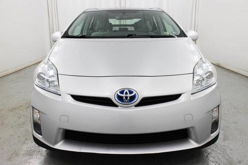 2010 Toyota Prius III