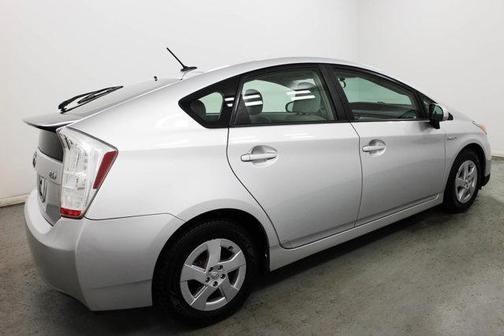 2010 Toyota Prius III