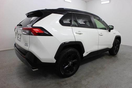 2019 Toyota RAV4 Hybrid SE