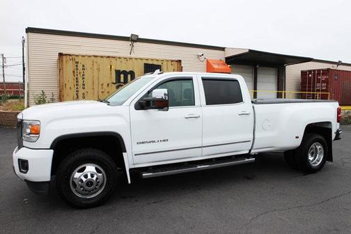 2015 GMC Sierra 3500 Denali