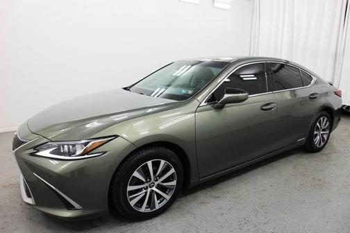 2020 Lexus ES 300h Base