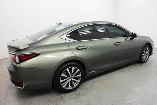 2020 Lexus ES 300h Base