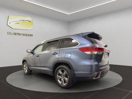 2018 Toyota Highlander Limited Platinum