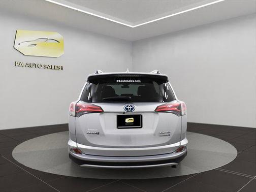 2018 Toyota RAV4 Hybrid Limited