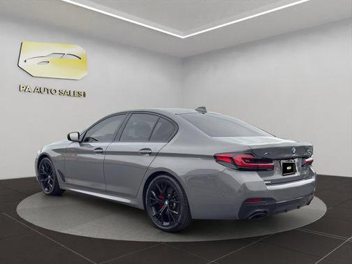2022 BMW 530 i xDrive