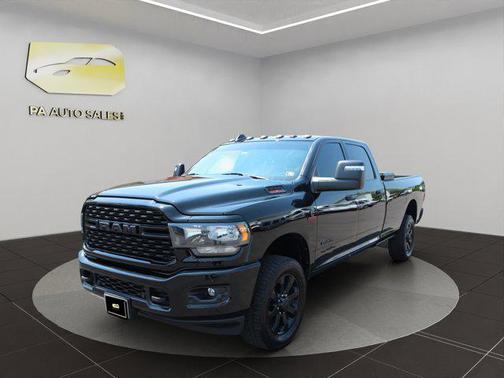 2023 RAM 3500 Big Horn Crew Cab 4x4 8' Box