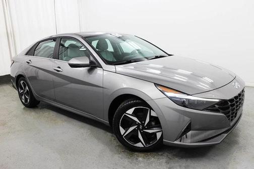 2022 Hyundai ELANTRA Limited