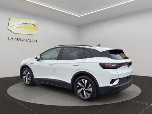 2023 Volkswagen ID.4 Pro