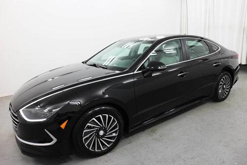 2023 Hyundai SONATA Hybrid Limited