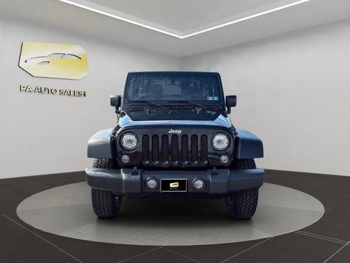 Black Clearcoat 2017 Jeep Wrangler Rubicon