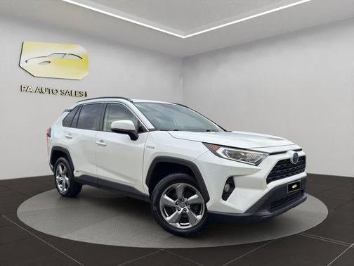 2021 Toyota RAV4 Hybrid XLE Premium