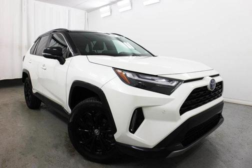 2022 Toyota RAV4 Hybrid SE