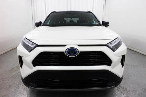 2022 Toyota RAV4 Hybrid SE