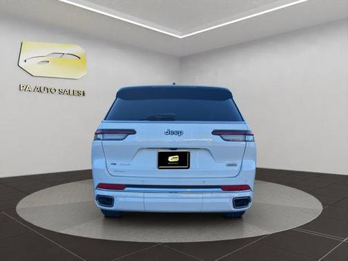 2022 Jeep Grand Cherokee L Overland
