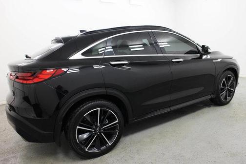 2022 INFINITI QX55 LUXE