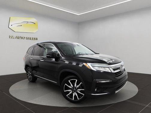 2019 Honda Pilot Touring 8-Passenger