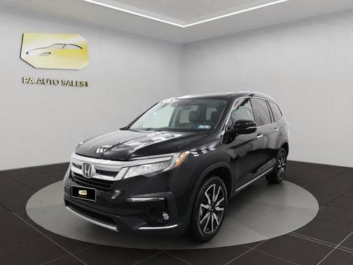 2019 Honda Pilot Touring 8-Passenger