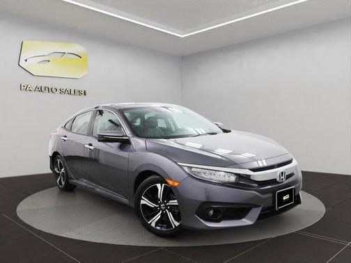 2017 Honda Civic Touring